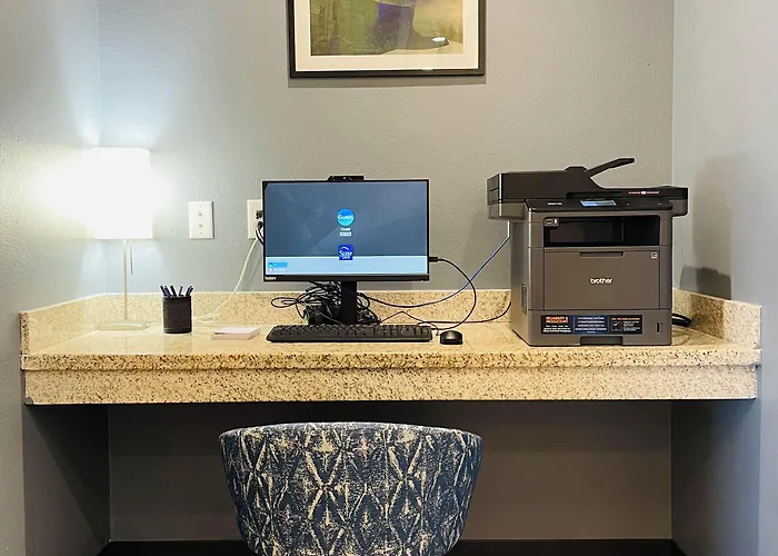Sleep & - Austin North Hotel 5*
